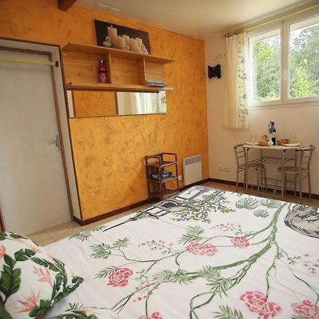Launie Lea Daire Eyzerac Dış mekan fotoğraf