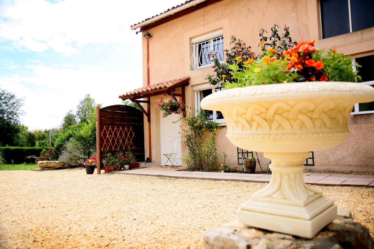 Launie Lea Daire Eyzerac Dış mekan fotoğraf