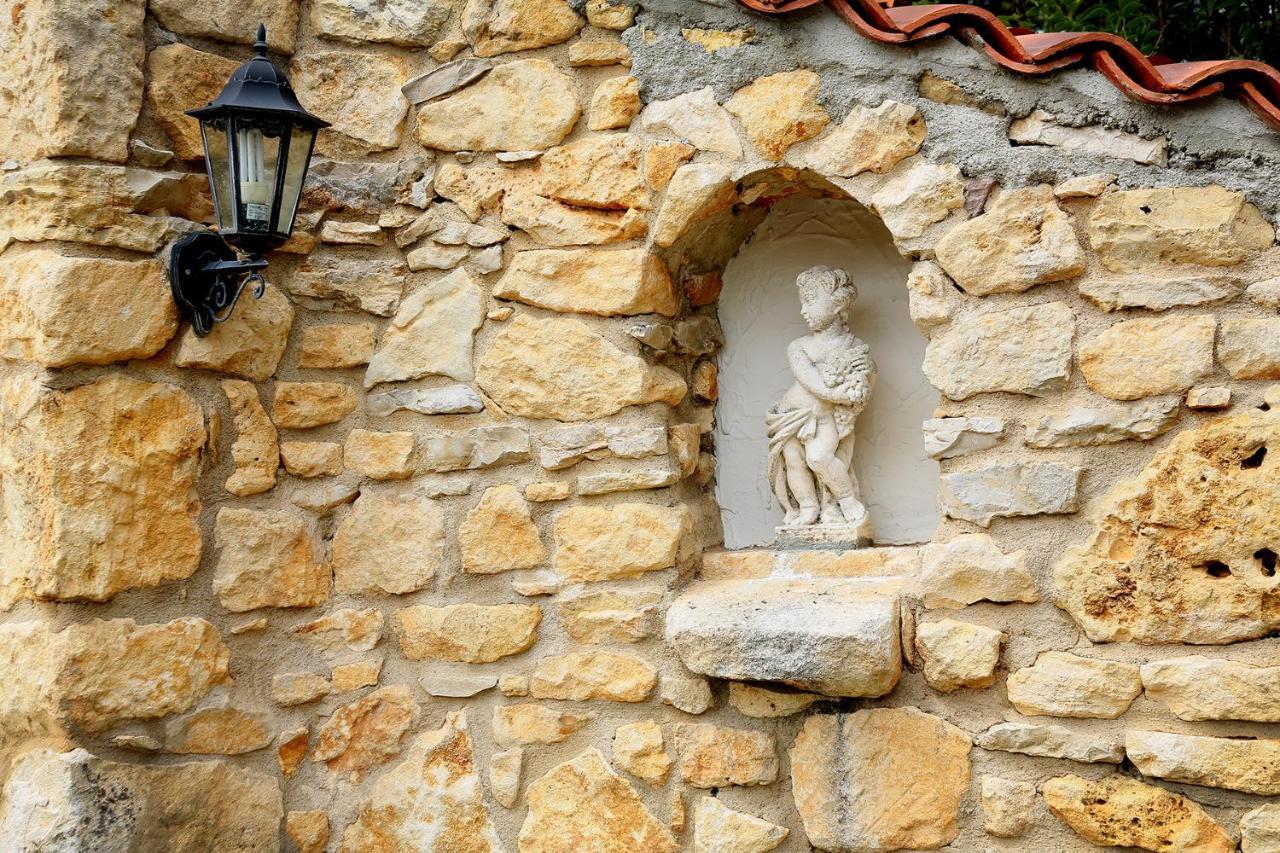 Launie Lea Daire Eyzerac Dış mekan fotoğraf